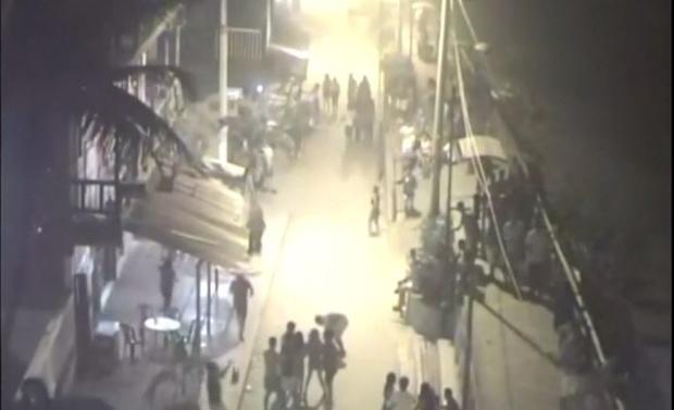 [TLMD - NATL] Videos de cómo se sintió el fuerte temblor en Ecuador