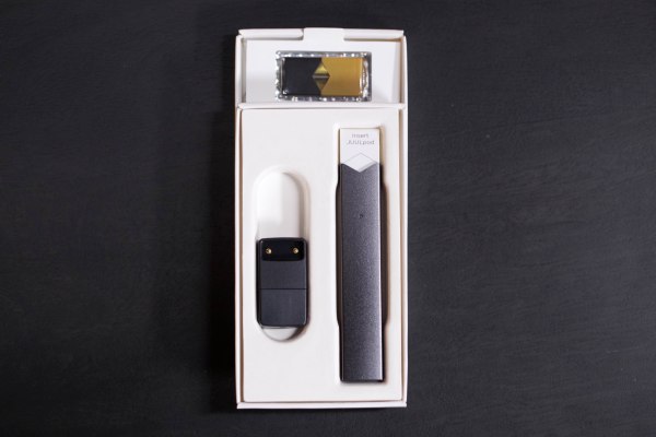 Senadores demócratas interrogan a Juul sobre su acuerdo con Altria