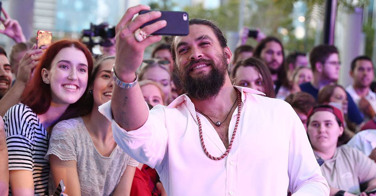 GettyImages-1084030302-jason-momoa