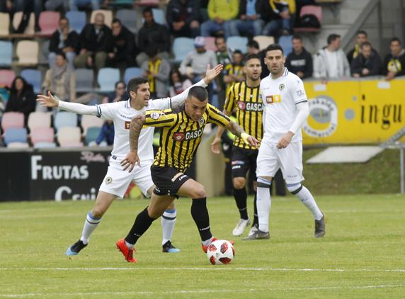 El encuentro deparó pelea por cada posesión
