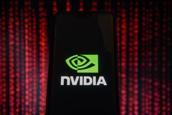 Nvidia anuncia su línea de portátiles Studio para competir contra la MacBook Pro