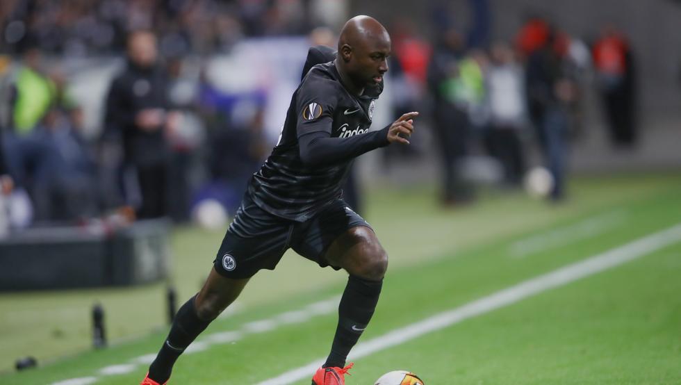 (Actualmente en el Eintracht Frankfurt) (Actualmente en el Eintracht Frankfurt)