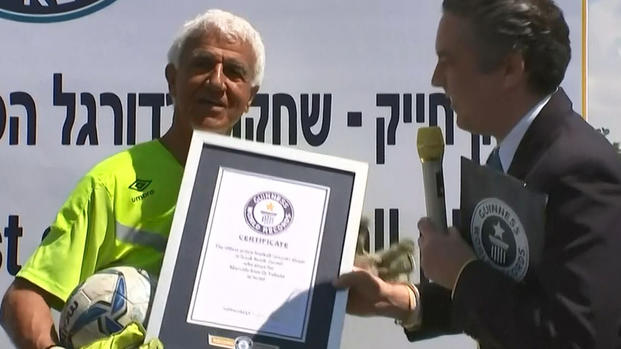 [TLMD - LV] El jugador de fútbol más viejo del mundo