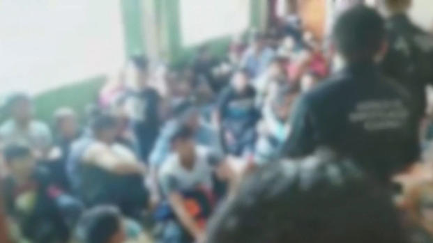 Oportuno rescate: polleros encierran a 227 migrantes