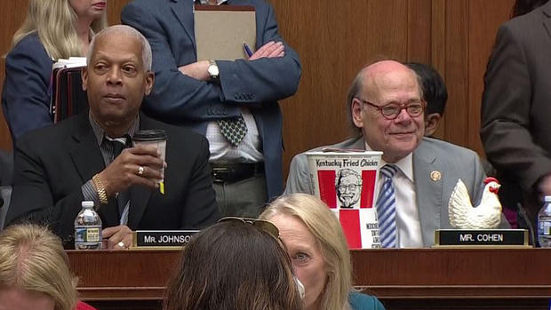 Ausencia de Barr desata polémica en el Congreso