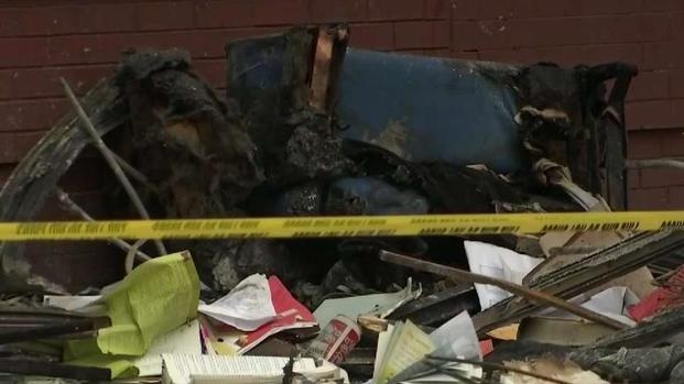 [TLMD - NY] Investigan causa de mortal incendio que dejó 6 muertos