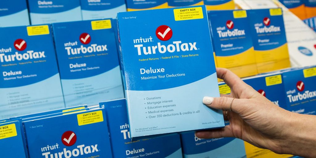 Los políticos y las empresas de preparación de impuestos se están uniendo para asegurar que las estadías de presentación sean una pesadilla costosa