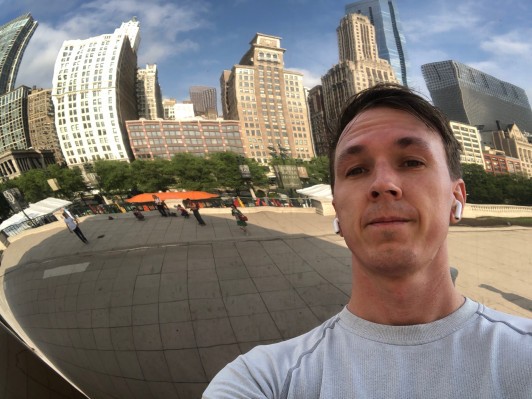 Preguntas y respuestas con J Crowley, Jefe de producto de Airbnb Lux, sobre lo que hace a un gran PM