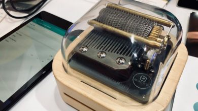 Muro es una caja de música de cilindro de estilo retro que controlas con una aplicación