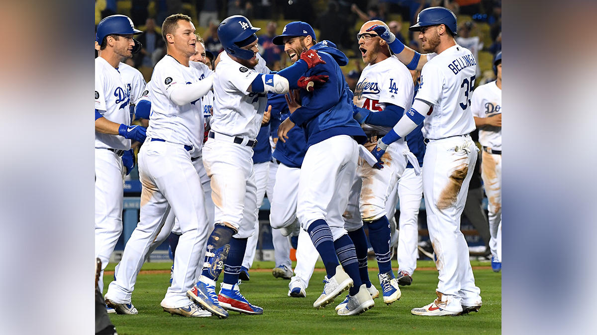 Dodgers remontan 4 en 9no y vencen a Díaz y a Mets 9-8