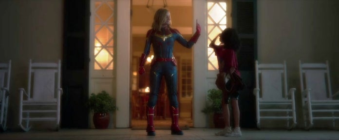 Capitán-Marvel-Disfraz-Final