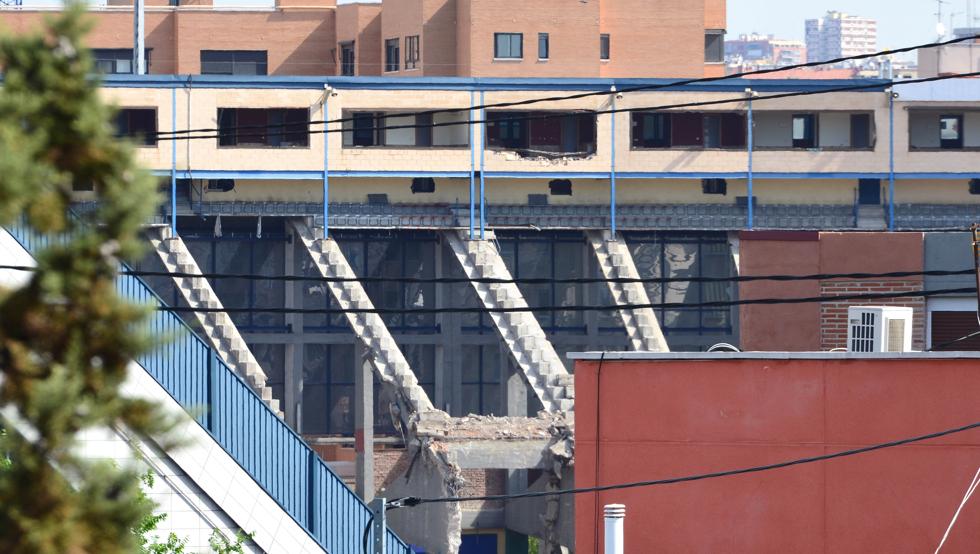 Trabajos de derribo del estadio Vicente Calderón.
