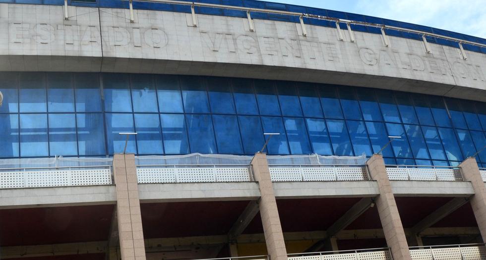 Trabajos de derribo del estadio Vicente Calderón.