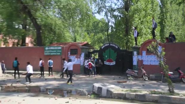 [TLMD - LV] Indignación en Cachemira tras la violación de una niña de tres años