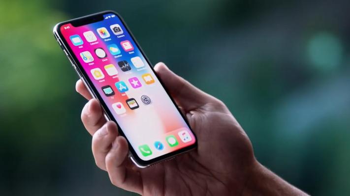 Con iOS 13, Apple impide que las aplicaciones accedan a las notas privadas de los usuarios en Contactos