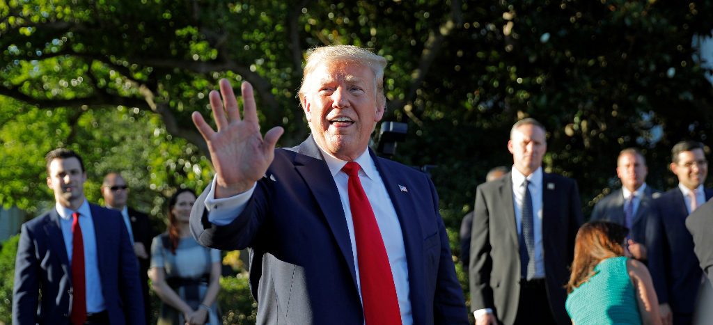 Donald Trump anuncia que indocumentados detenidos por ICE serán deportados