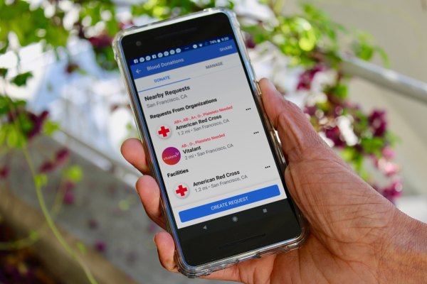 La función de donaciones de sangre de Facebook llega a los EE. UU., Alertará a los donantes en momentos de necesidad