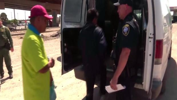 [TLMD - NATL] ICE empezaría redades en próximos días, según fuentes de NBC News