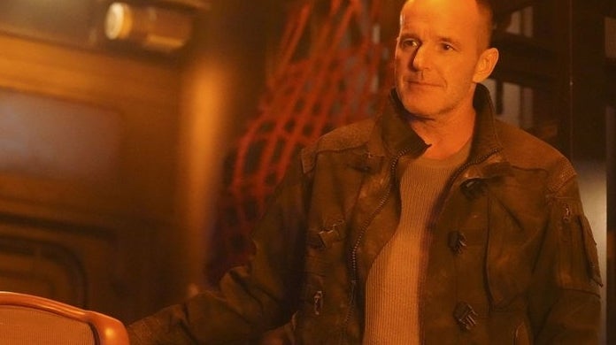 agentes de escudo-605 agentes de escudo-605