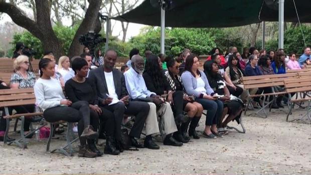 [TLMD - NY] Vigilia en honor a madre desaparecida