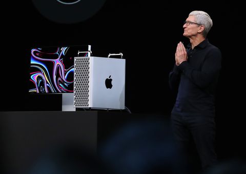 El CEO de Apple, Tim Cook, ofrece un discurso en la Conferencia Anual de Desarrolladores Mundiales