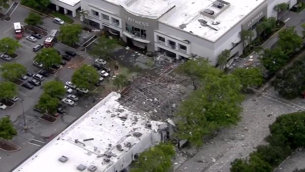 Explosión al lado de un gimnasio en Plantation