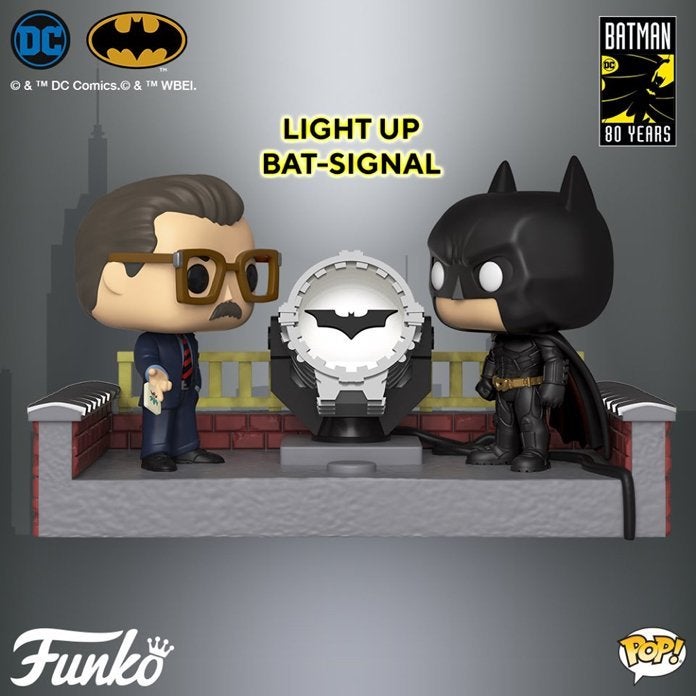 funko-batman-movie-moment-light-up-bat-signal