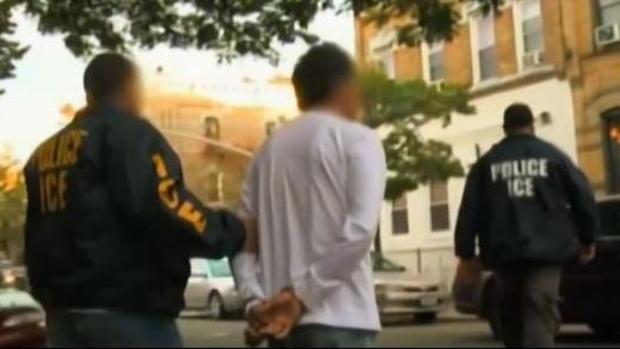 [TLMD - NATL] Activistas advierten que operativos de ICE ya comenzaron