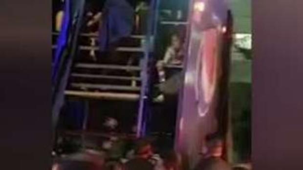 Hallan a 228 migrantes hacinados en un camión