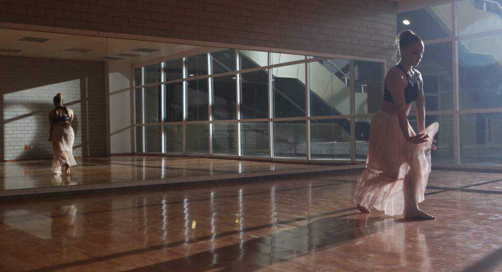 “Salir a otro país abre tu mente y te da sed de conocimiento”