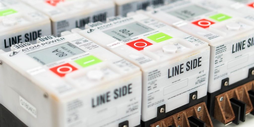 Cómo el primer disyuntor digital del mundo podría cambiar por completo nuestro mundo potenciado