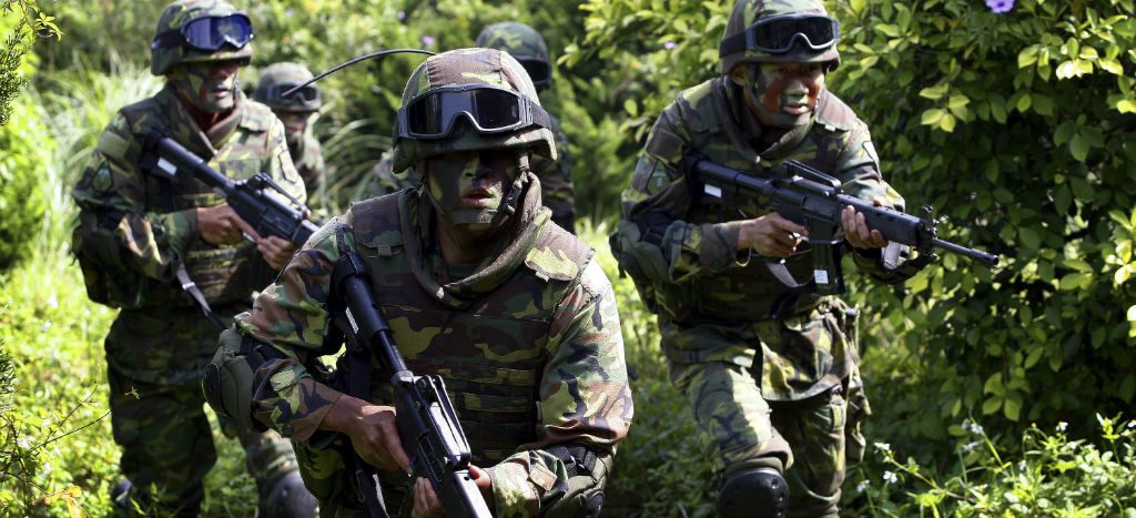 China sancionará a empresas estadounidenses implicadas en venta de armas a Taiwán