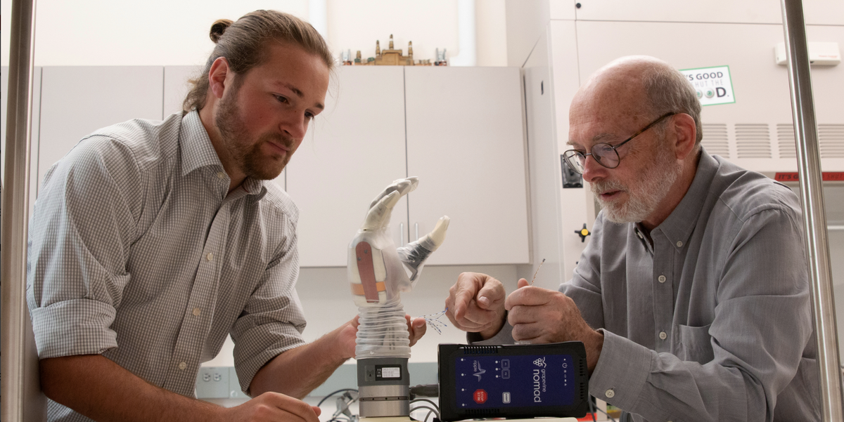 El brazo robótico inspirado en Star Wars que da a los amputados un sentido de tacto