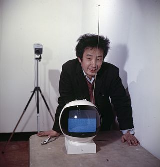 Artista Nam June Paik