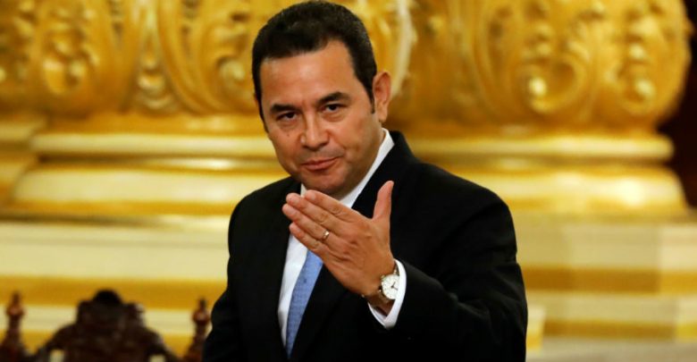 Jimmy Morales entrega revocatoria para negociar que Guatemala sea “tercer país seguro” (Video)