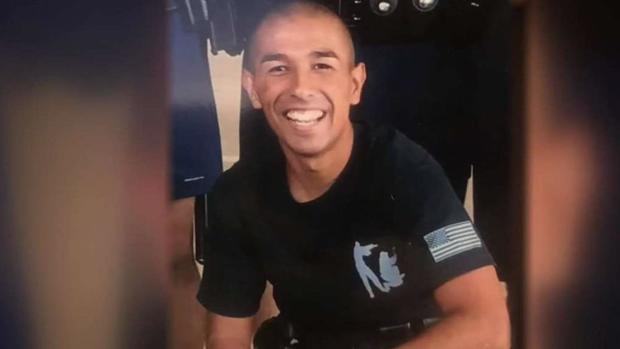 Arrestan a sospechosos de tiroteo mortal de oficial