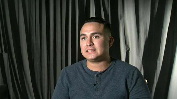 [TLMD - LA] Jugadores de fútbol pagan fianza de activista