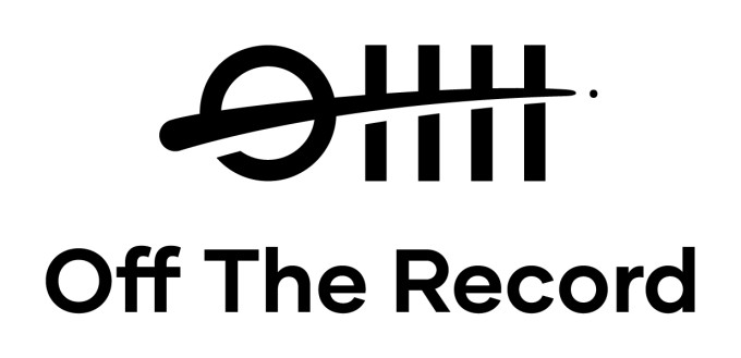 Logotipo Apilado Centro Negro 1