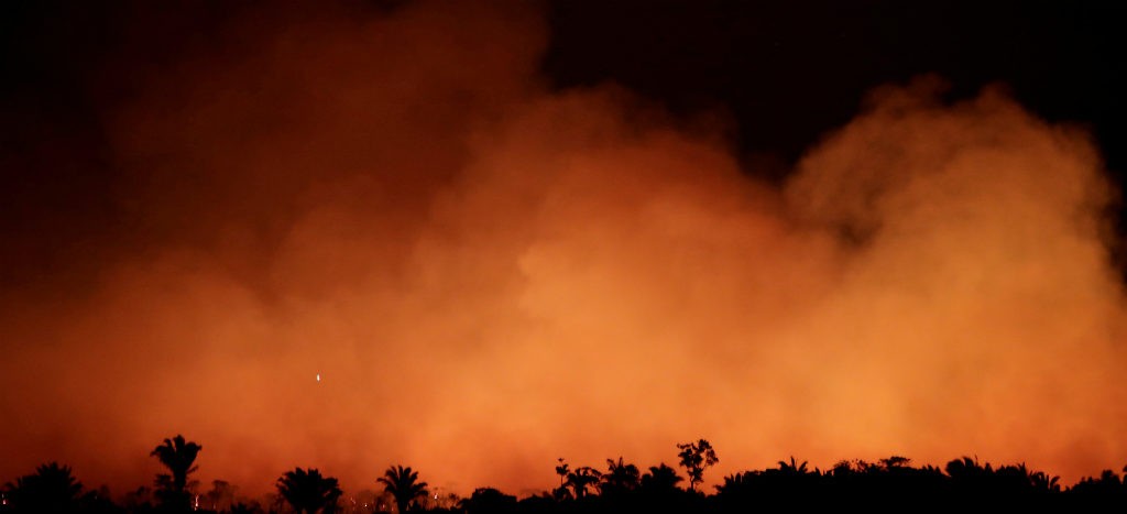 Mientras el Amazonas se consume; Bolsonaro afirma: no hay recursos para combatir incendios