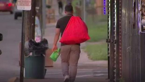 [TLMD - LV] Falla a favor de alentar a migrantes a venir a EEUU