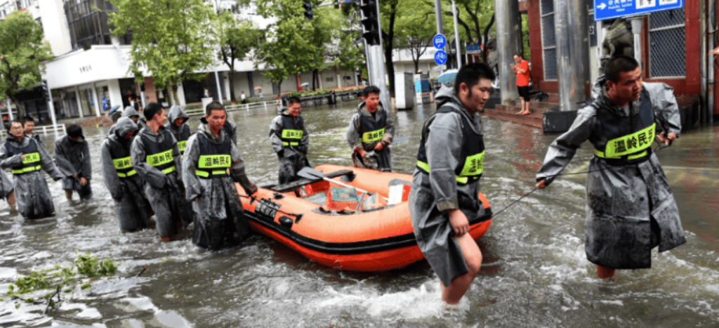 Al menos 18 personas fallecieron por el paso del supertifón Lekima en China