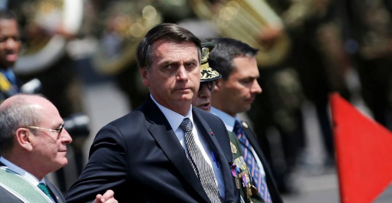 Bolsonaro, dispuesto a aceptar ayuda del G7 para la Amazonia… si Macron “retira sus insultos”