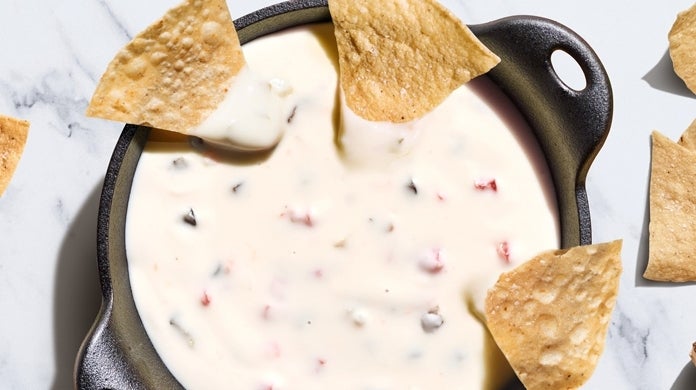chipotle-queso chipotle-queso