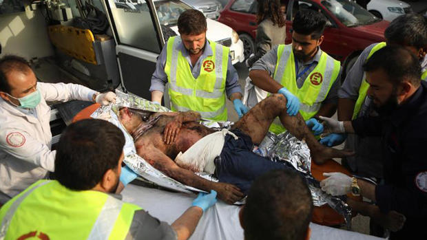 Sangriento ataque deja decenas de muertos