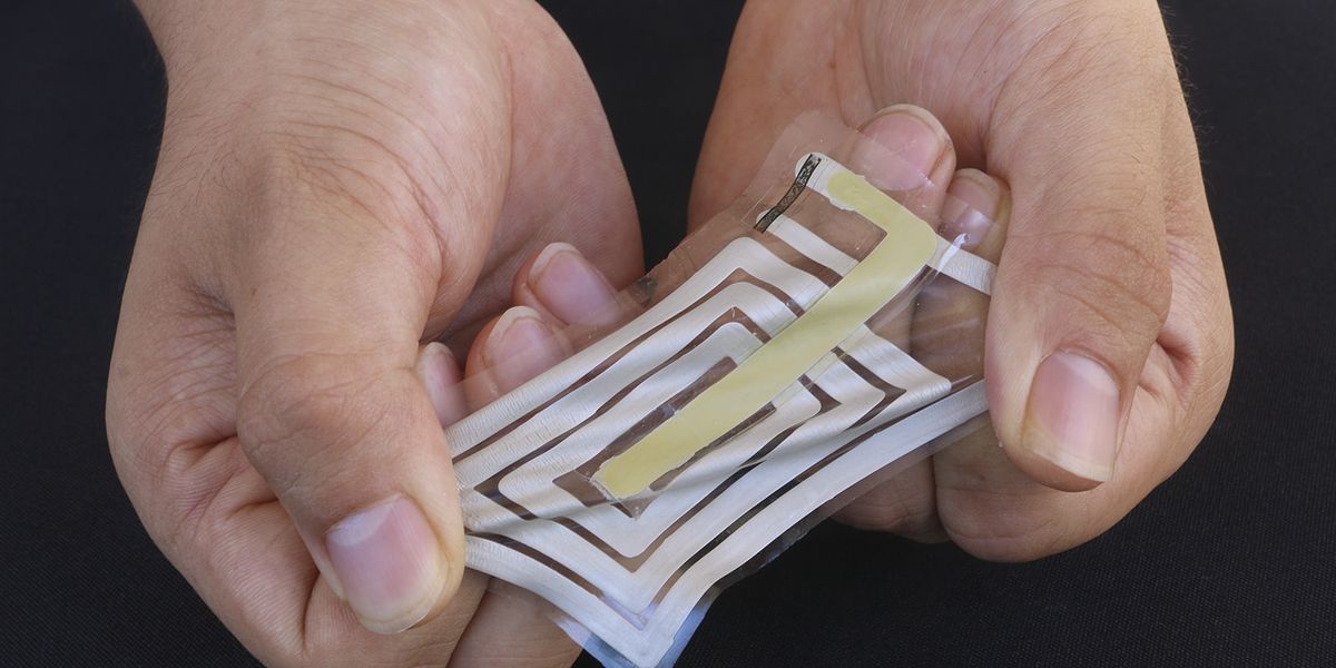 Esta etiqueta adhesiva podría algún día controlar su salud