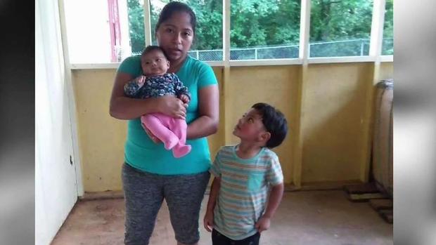 [TLMD - AZ] Madre migrante en periodo de lactancia es separada por ICE de su bebé 