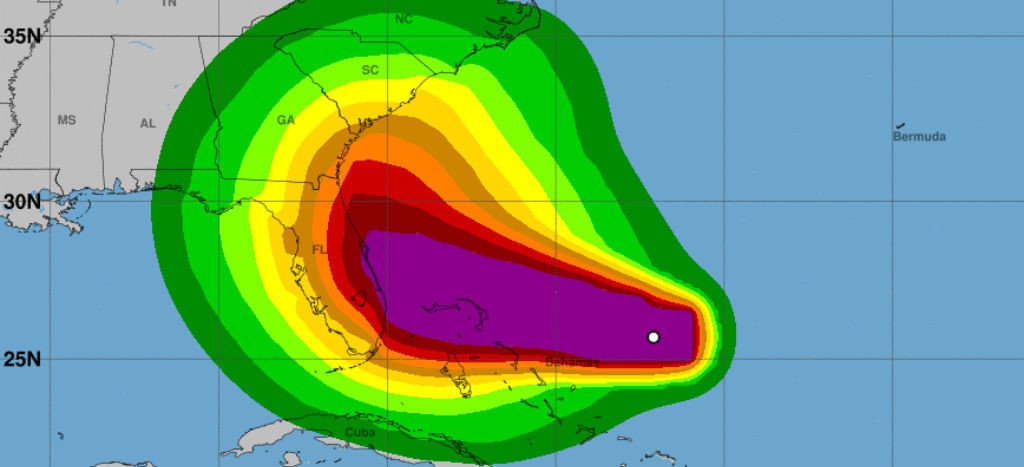 Huracán Dorian alcanza categoría 4 y cambia su rumbo hacia Georgia y las Carolinas