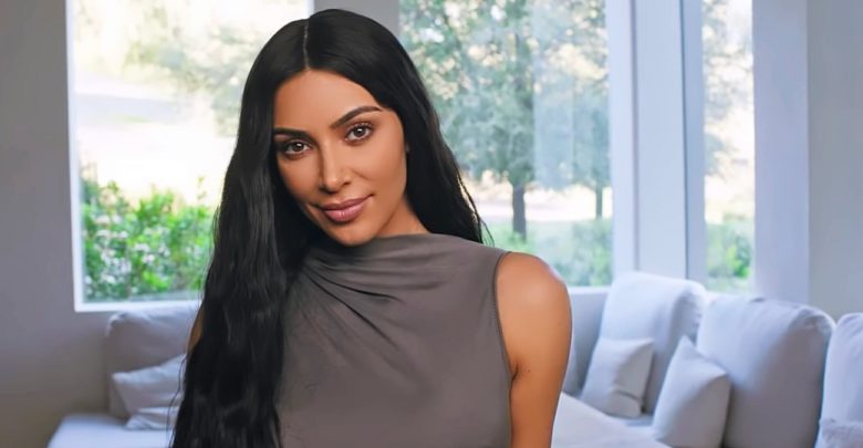 Kim Kardashian West presume, alaba al hijo de 3 meses de edad 1 Kim Kardashian West presume, alaba al hijo de 3 meses de edad 1