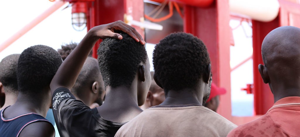 Malta autoriza desembarco de 356 migrantes del Ocean Viking, irán a seis países