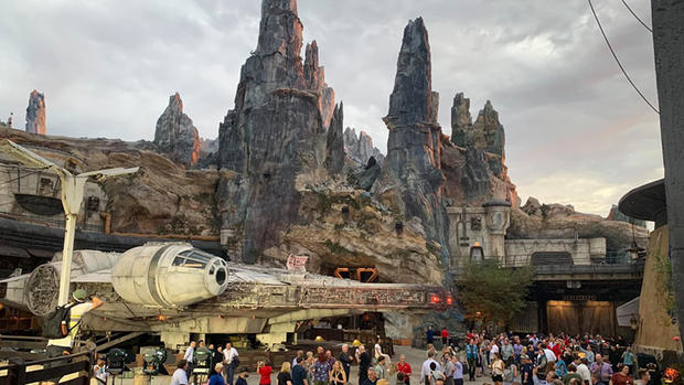 Abre sus puertas el mundo de Star Wars: Galaxy's Edge en Disney